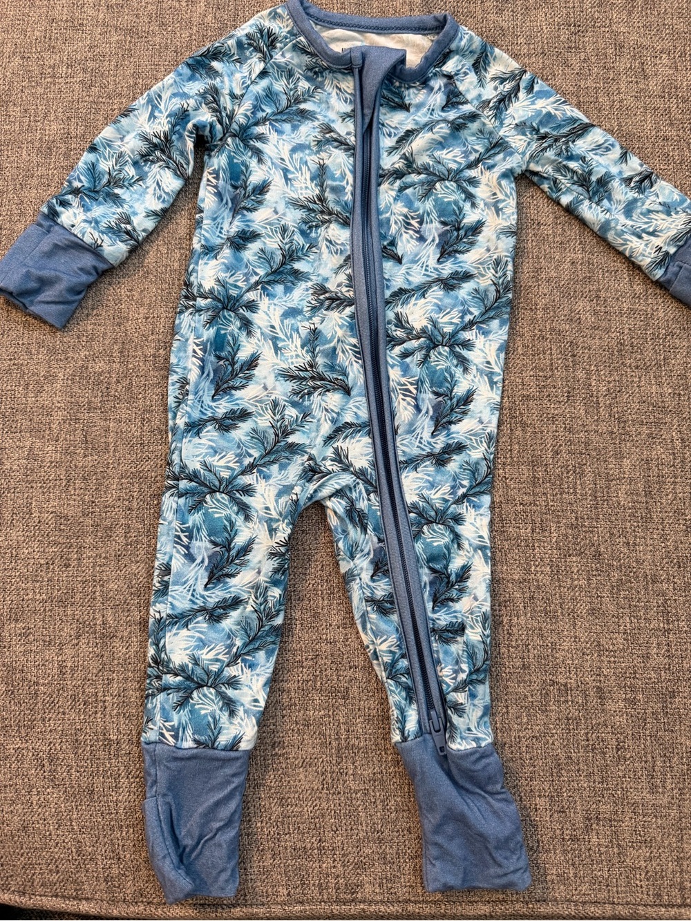 Little One Shop Newborn Blue Palm-Print 2 way Zip Fold over hands/feetOne-Piece